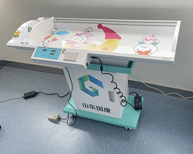 婴幼儿卧式身高体重秤身长、体重、发育三合一智能评估一站式完成